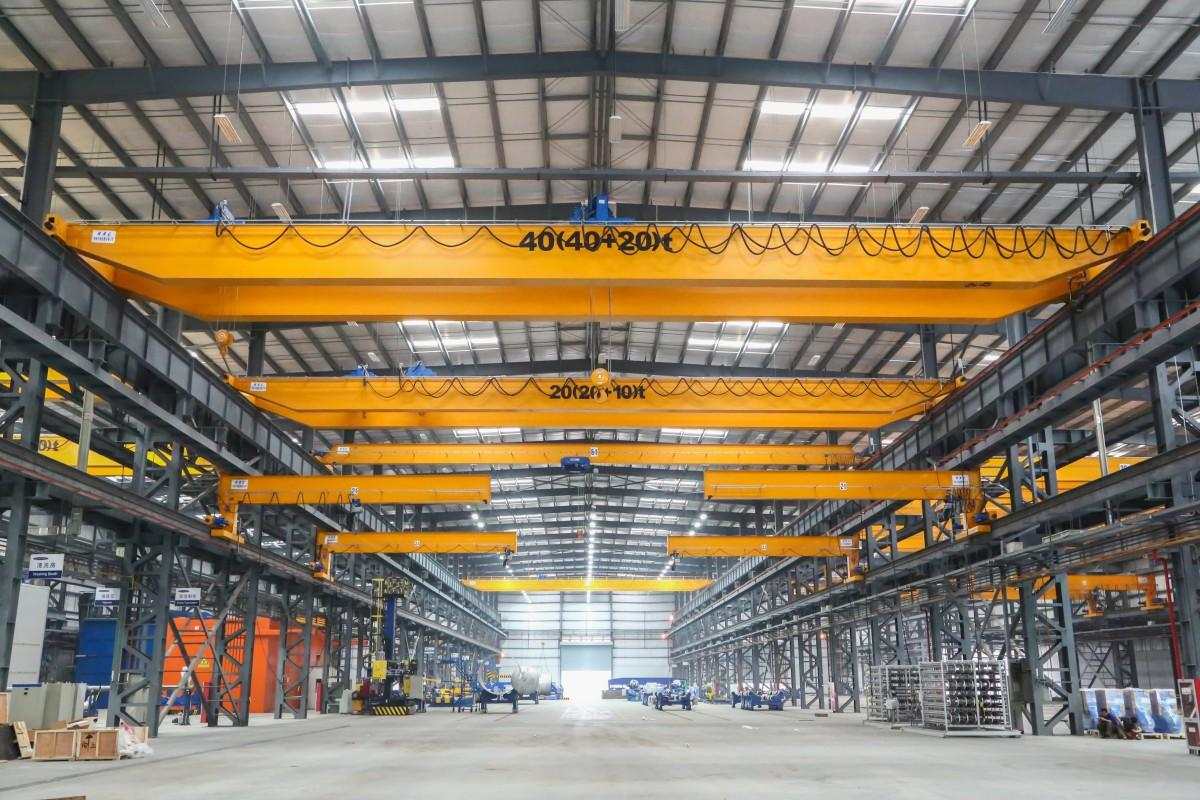 Cryogenic Equipment Factory 40t double girder crane