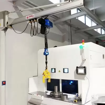 Instalação de guindaste cantilever