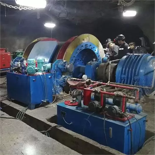 Взрывозащищенная шахтная подъемная лебедка