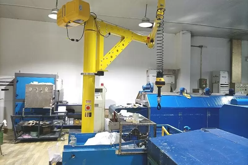 KRC Jib Cranes Cases (7)