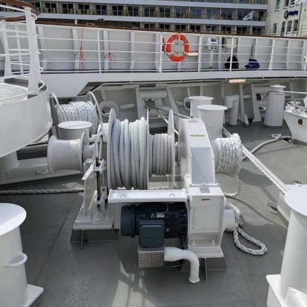 mooring-winches